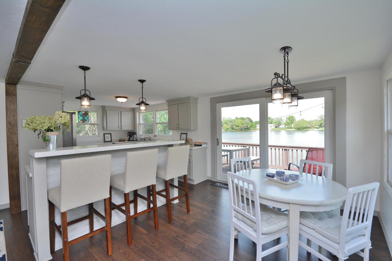 3370 South Shore Dr - Photo 1