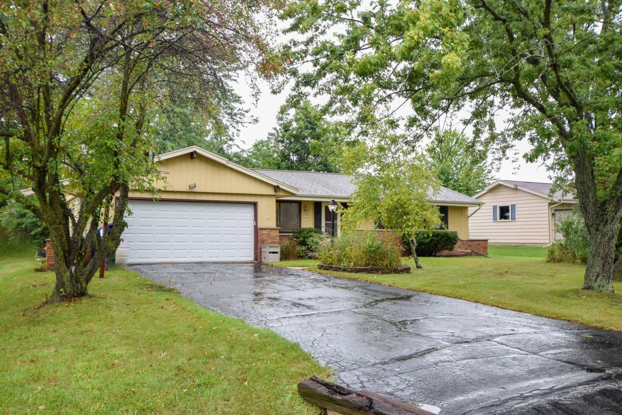 3575 Cottonwood Rd - Photo 1