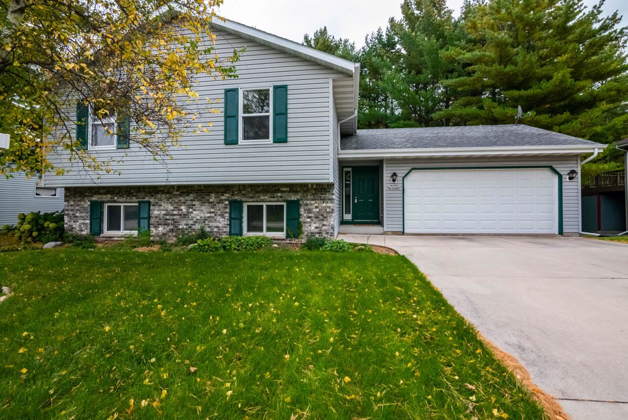 W200N16460 Pine Dr - Photo 1
