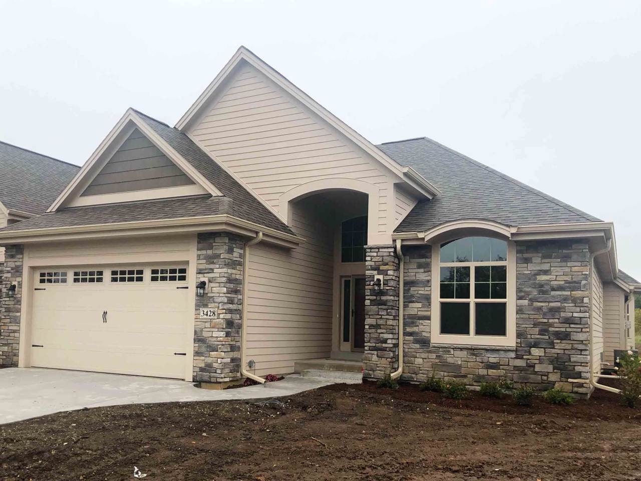 3428 Walnut Trail - Photo 1