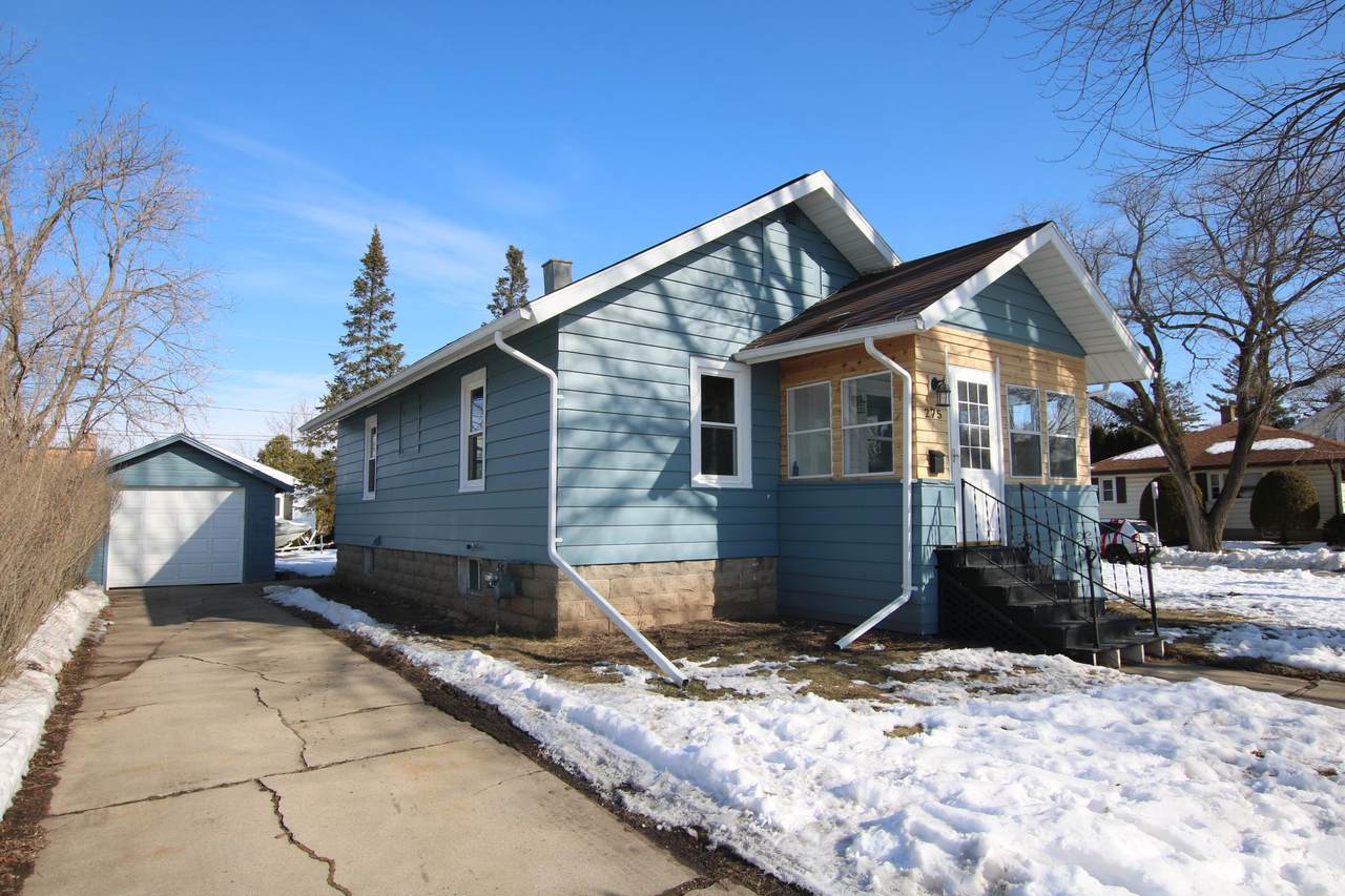 275 14th St - Photo 1
