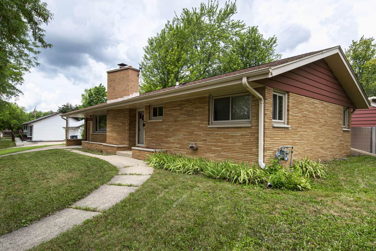 304 Richard St - Photo 1
