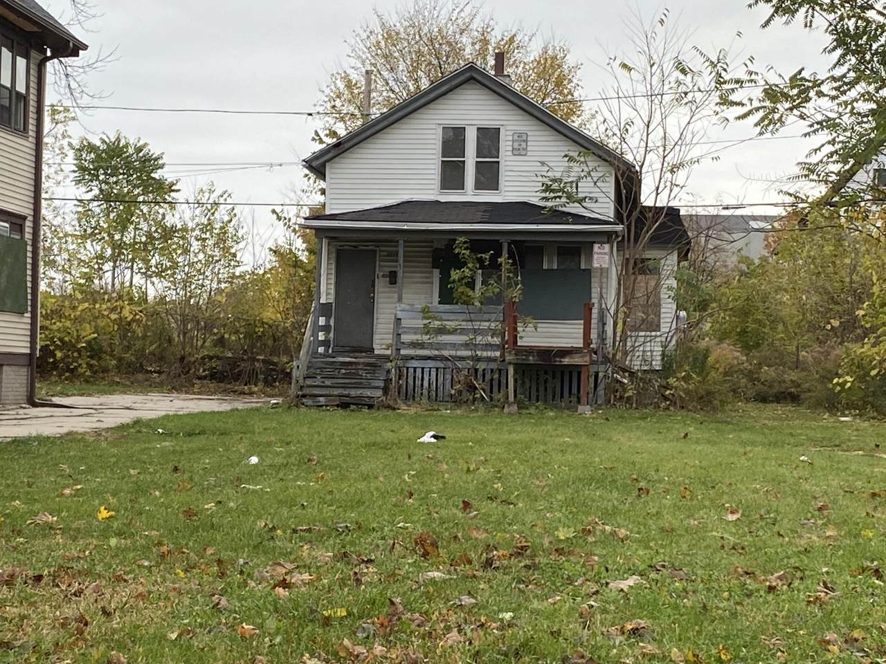 2332 15th St - Photo 1