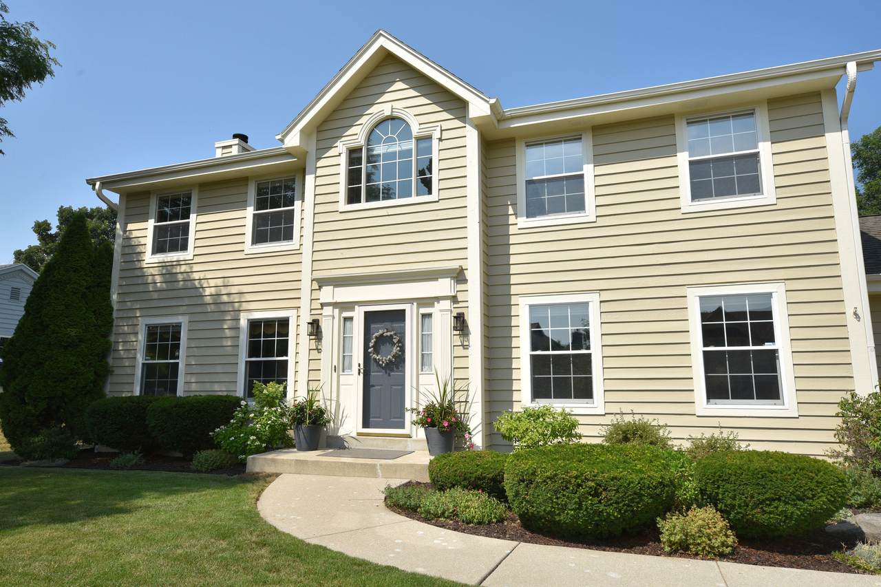4665 River Ridge Blvd - Photo 1