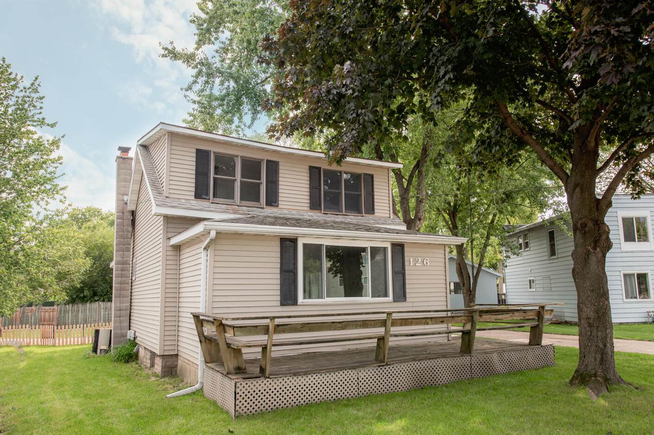 126 Lenox St - Photo 1