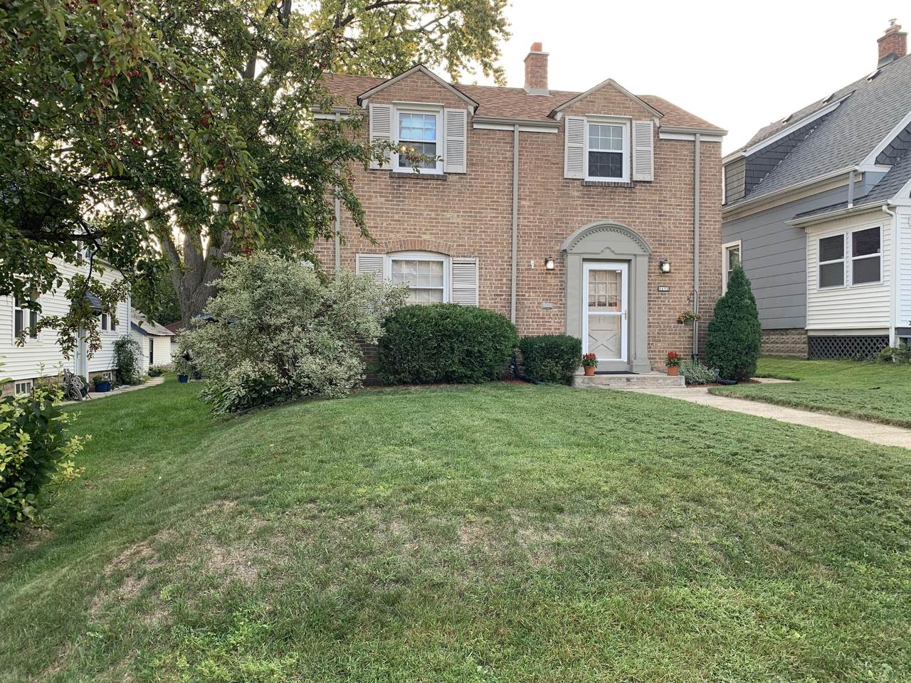 2172 88th St - Photo 1