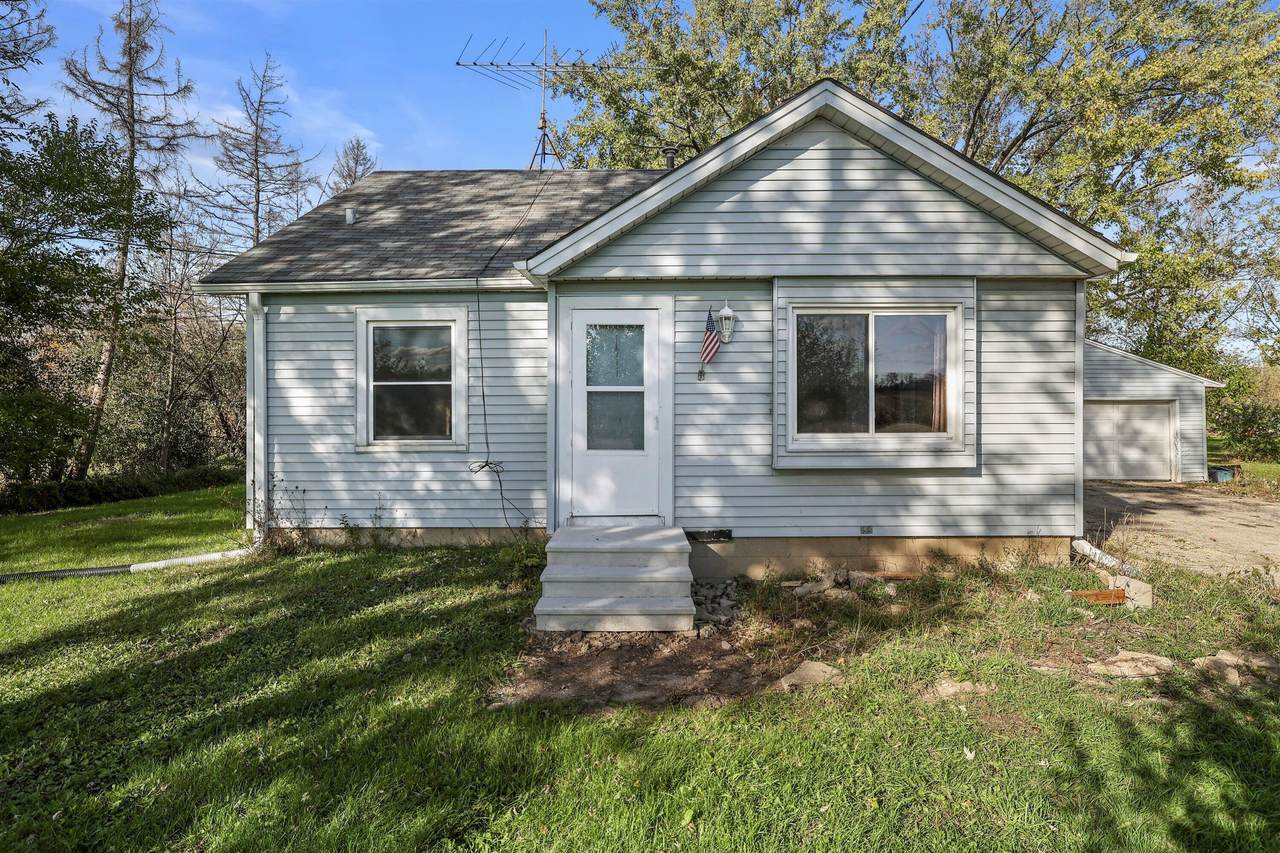 18618 Spring St - Photo 1