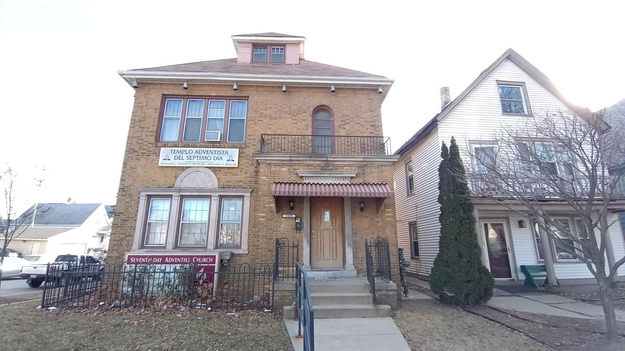 1403 Hayes Ave - Photo 1
