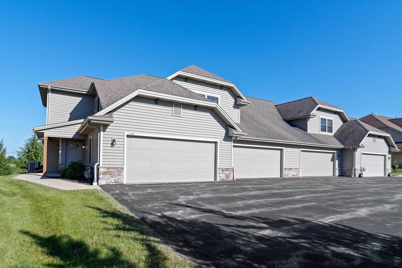 1700 New Port Vista Dr - Photo 1