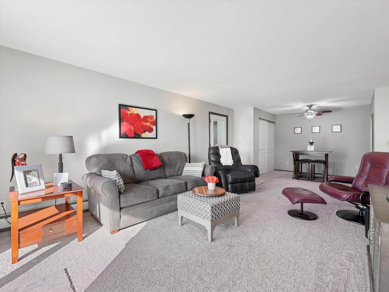 8560 Waterford Ave - Photo 1