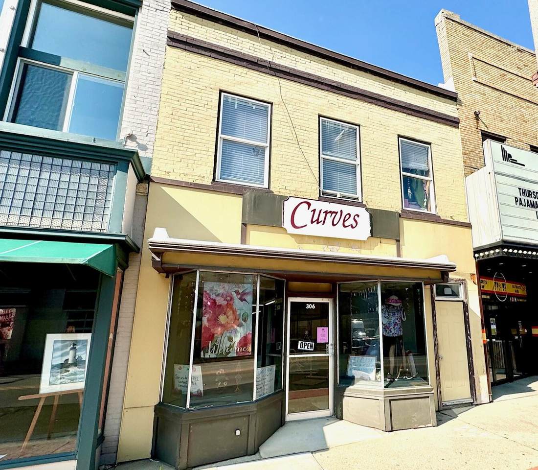 306 Main St - Photo 1