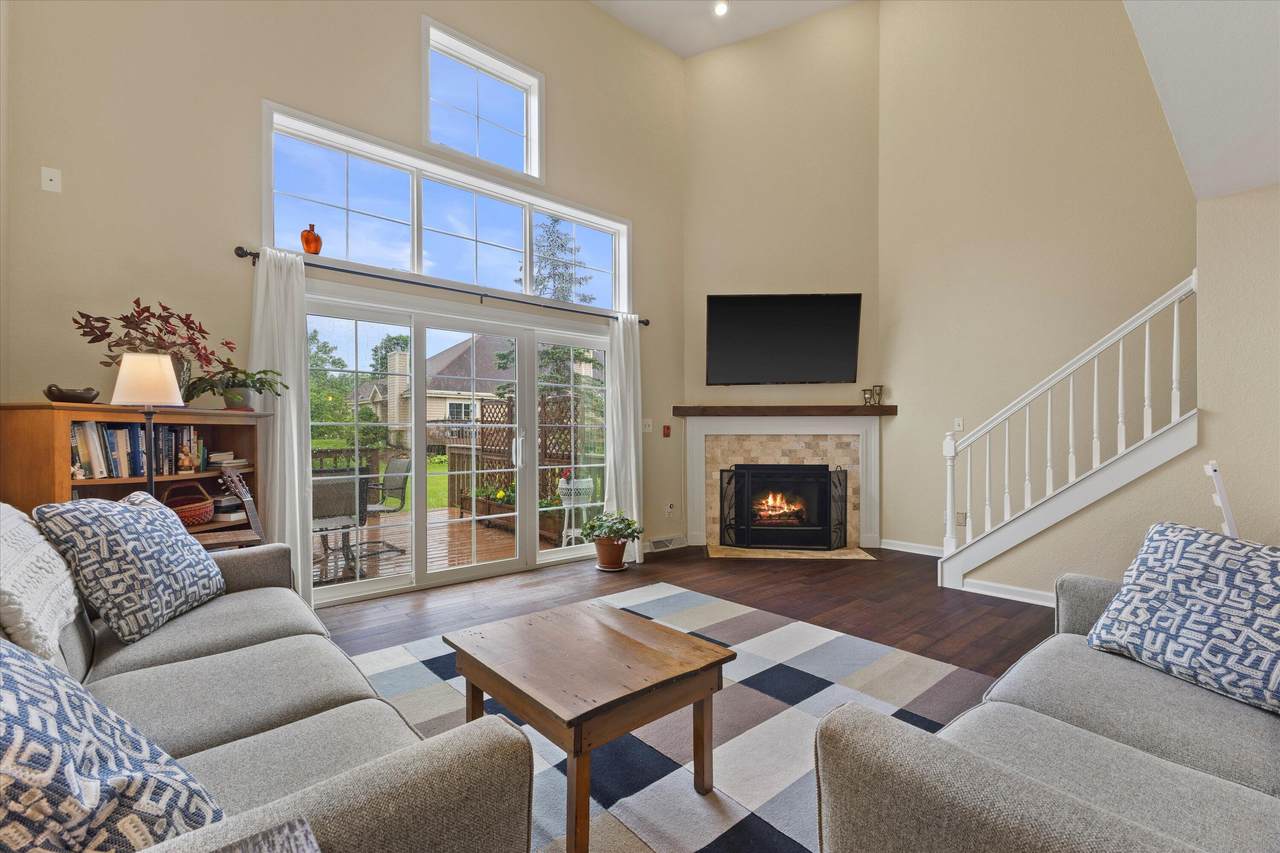 2975 River Birch Dr - Photo 1