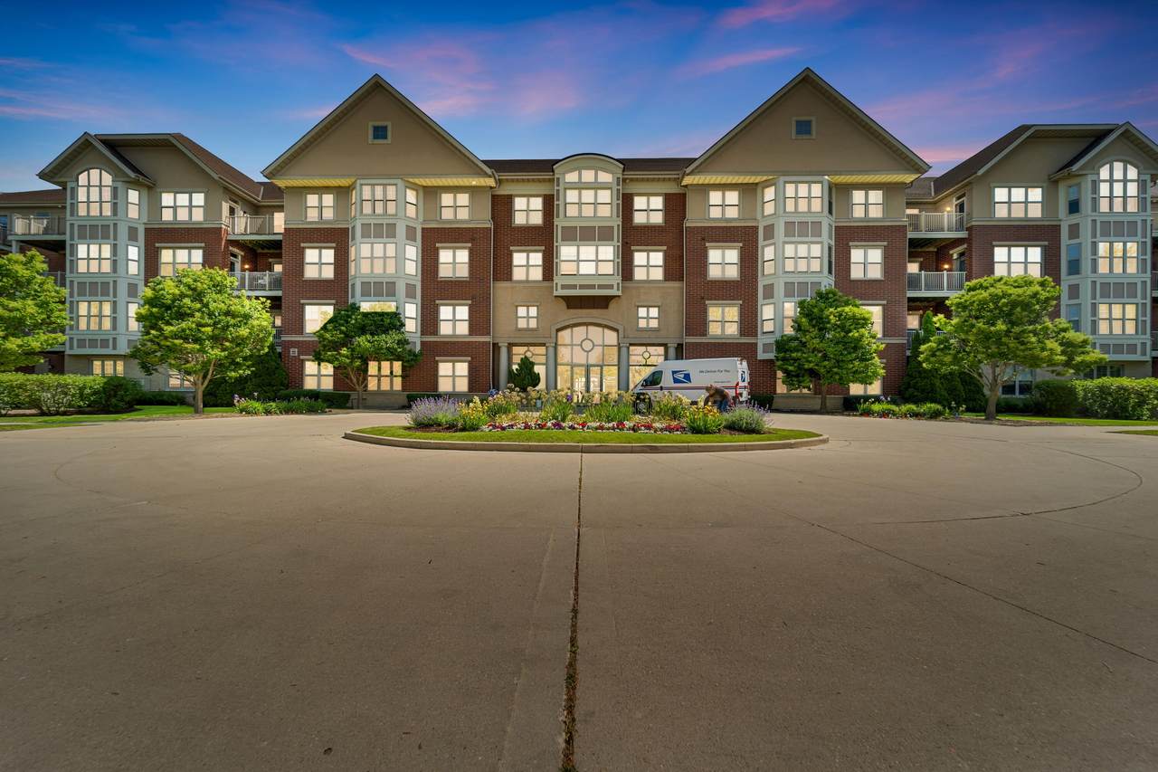 4120 Lake Dr - Photo 1
