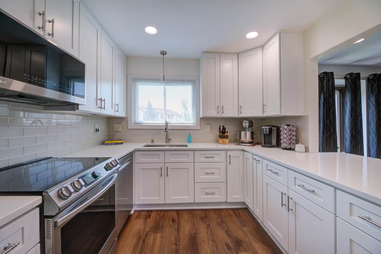 3947 College Ave - Photo 1