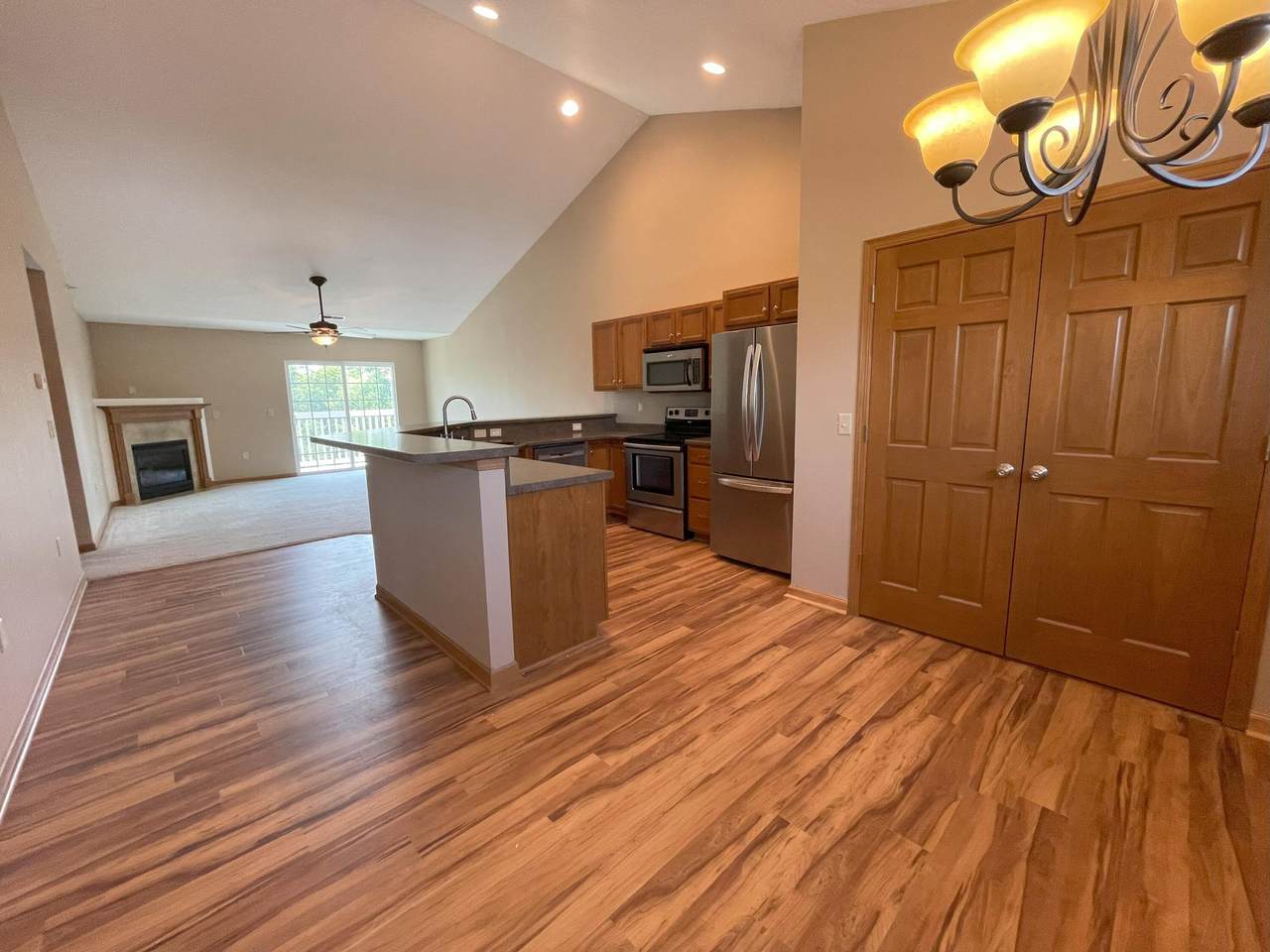 921 Village Center Dr - Photo 1