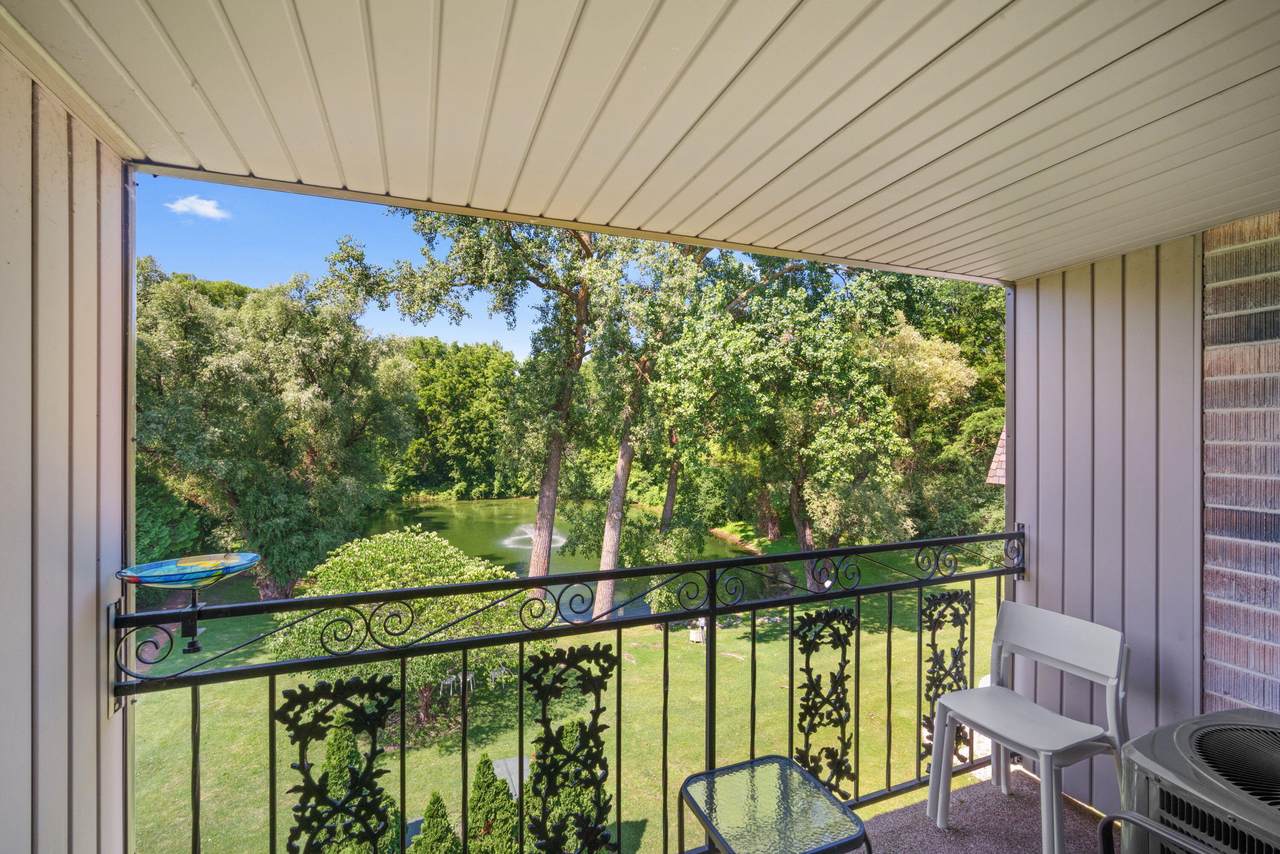 1730 Green Tree Rd - Photo 1