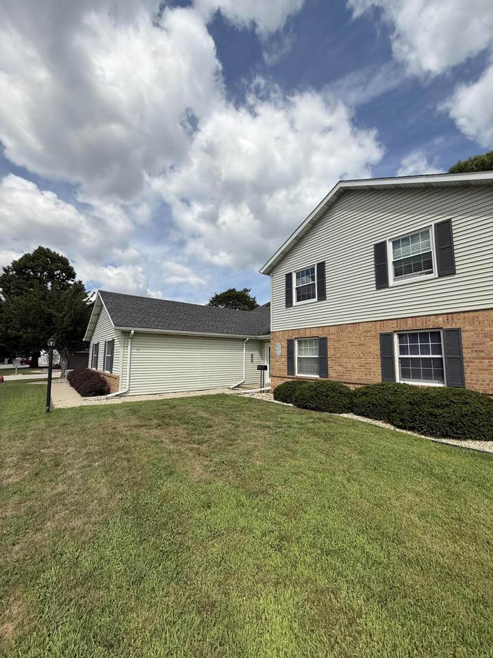 8037 41st Ave - Photo 1