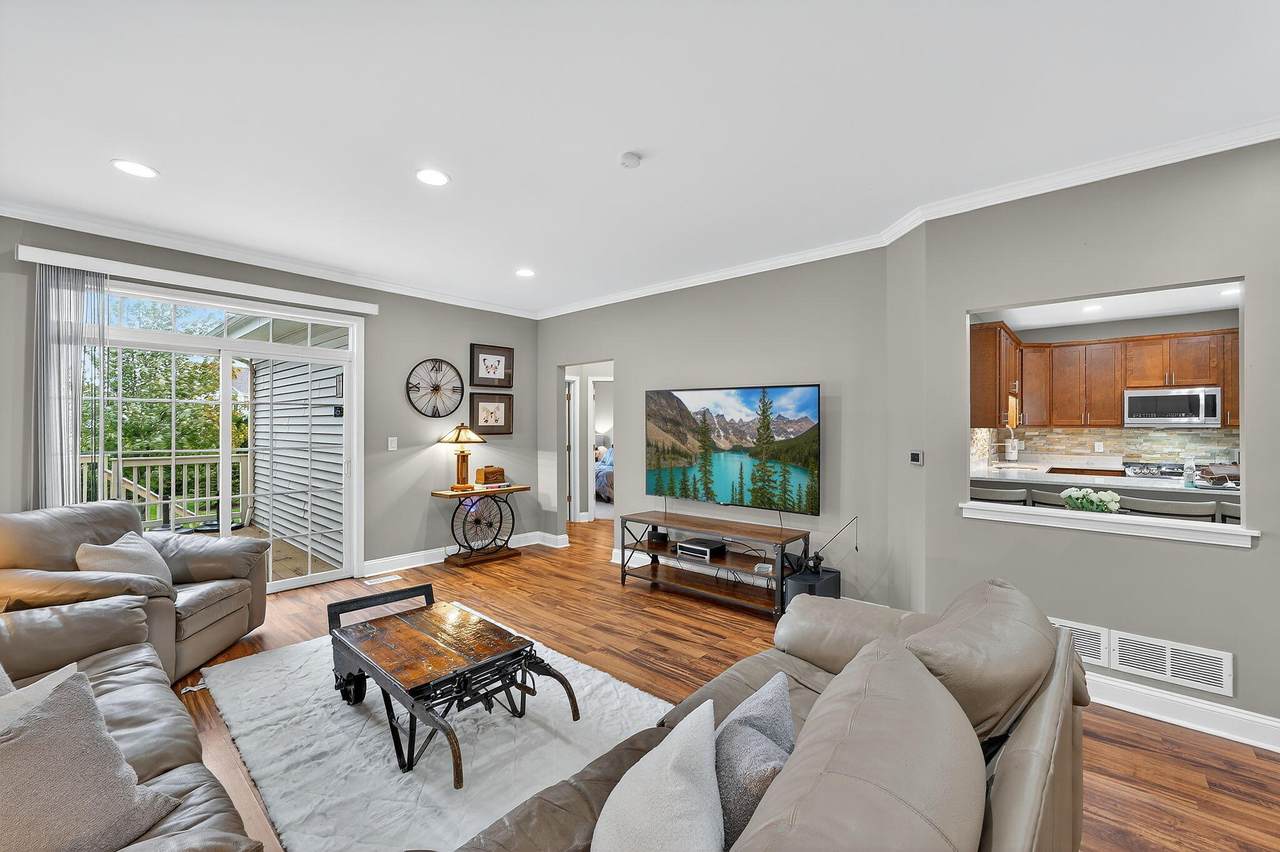 1150 Park Dr - Photo 1