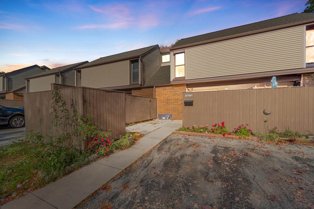 1651 Edgerton Ave - Photo 1