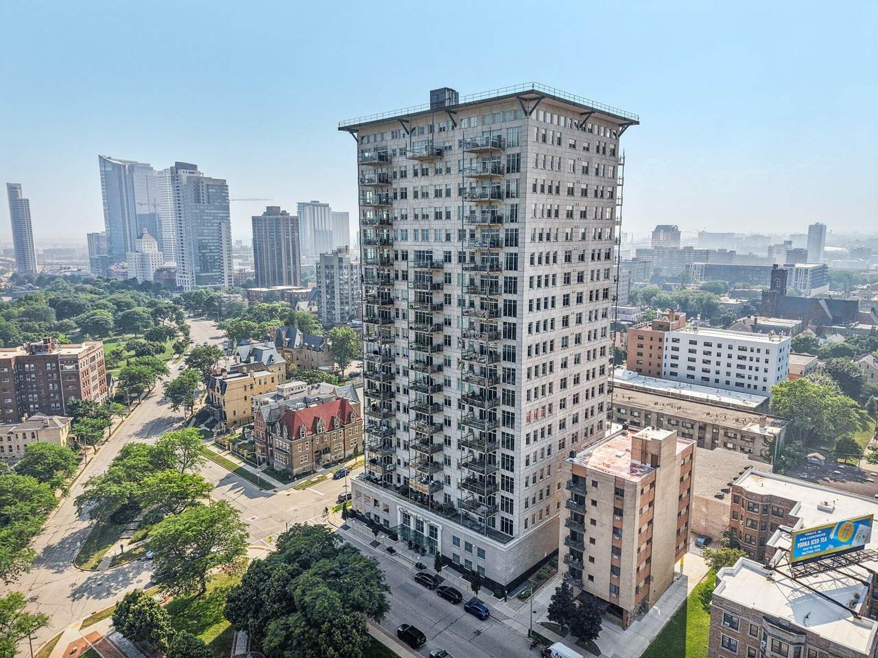 1313 Franklin Pl - Photo 1