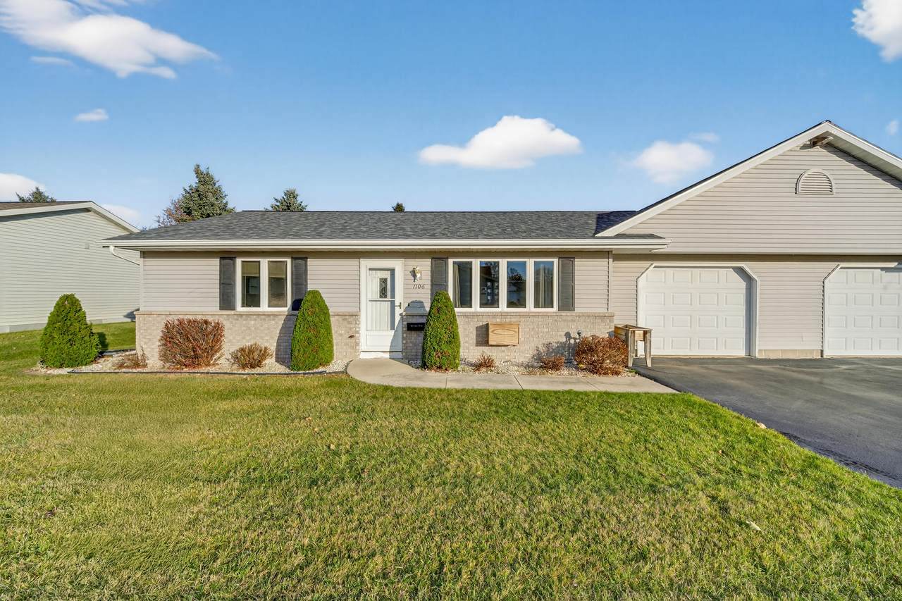 1106 Dewey St - Photo 1