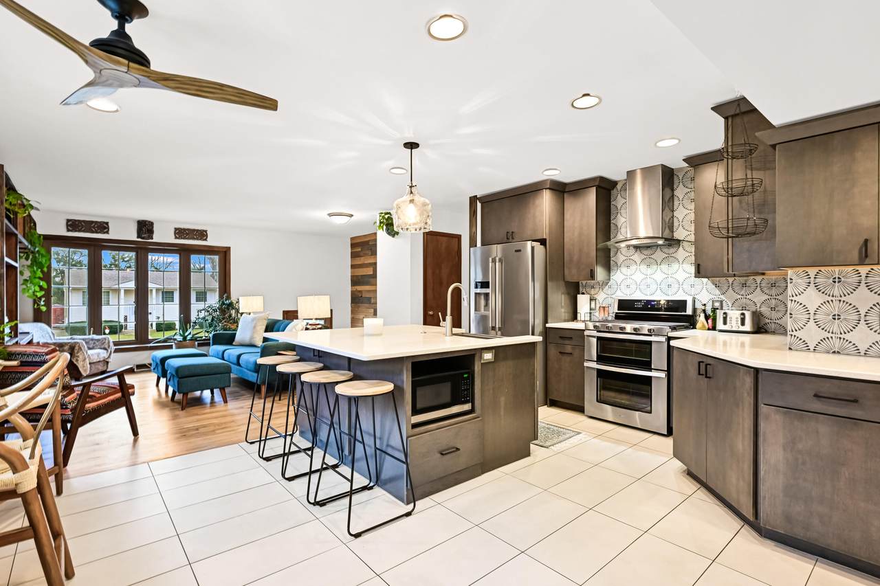 357 Kendrick Ave - Photo 1