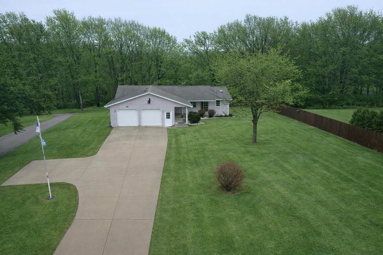 9535 Sheridan Rd - Photo 1