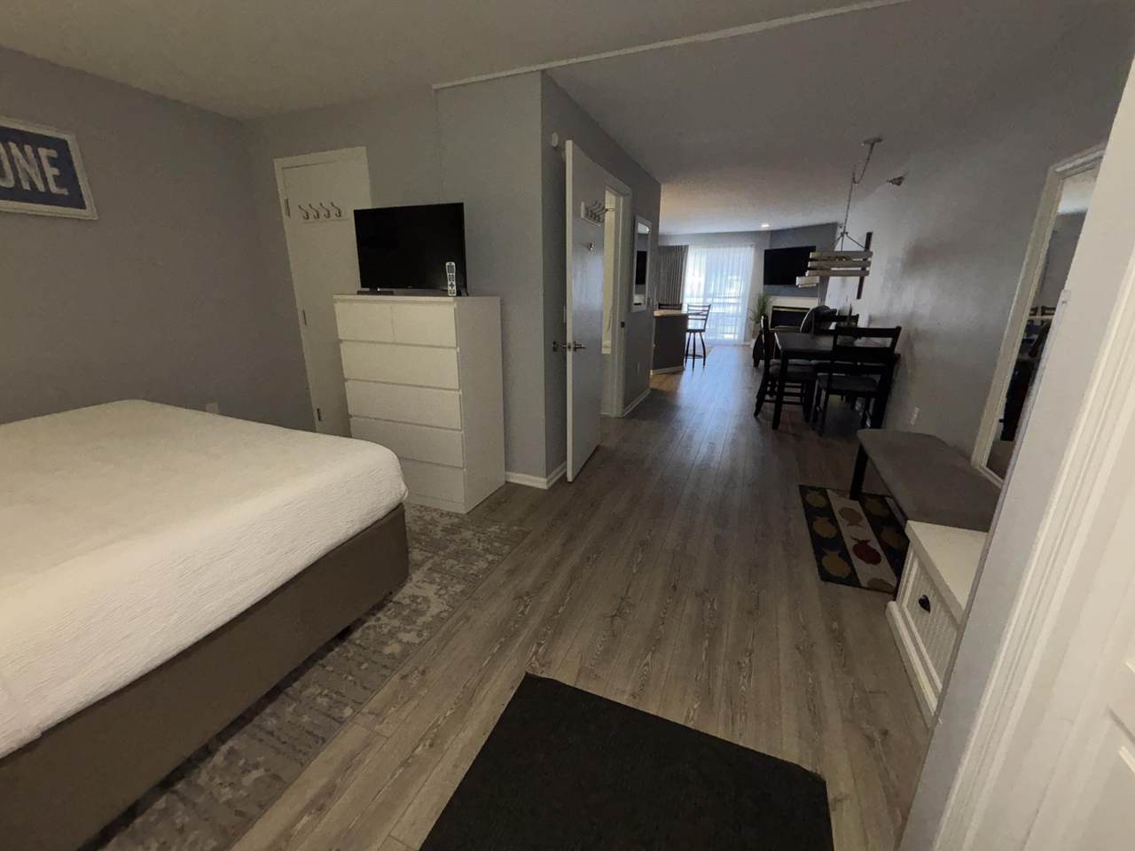 111 Center St - Photo 1