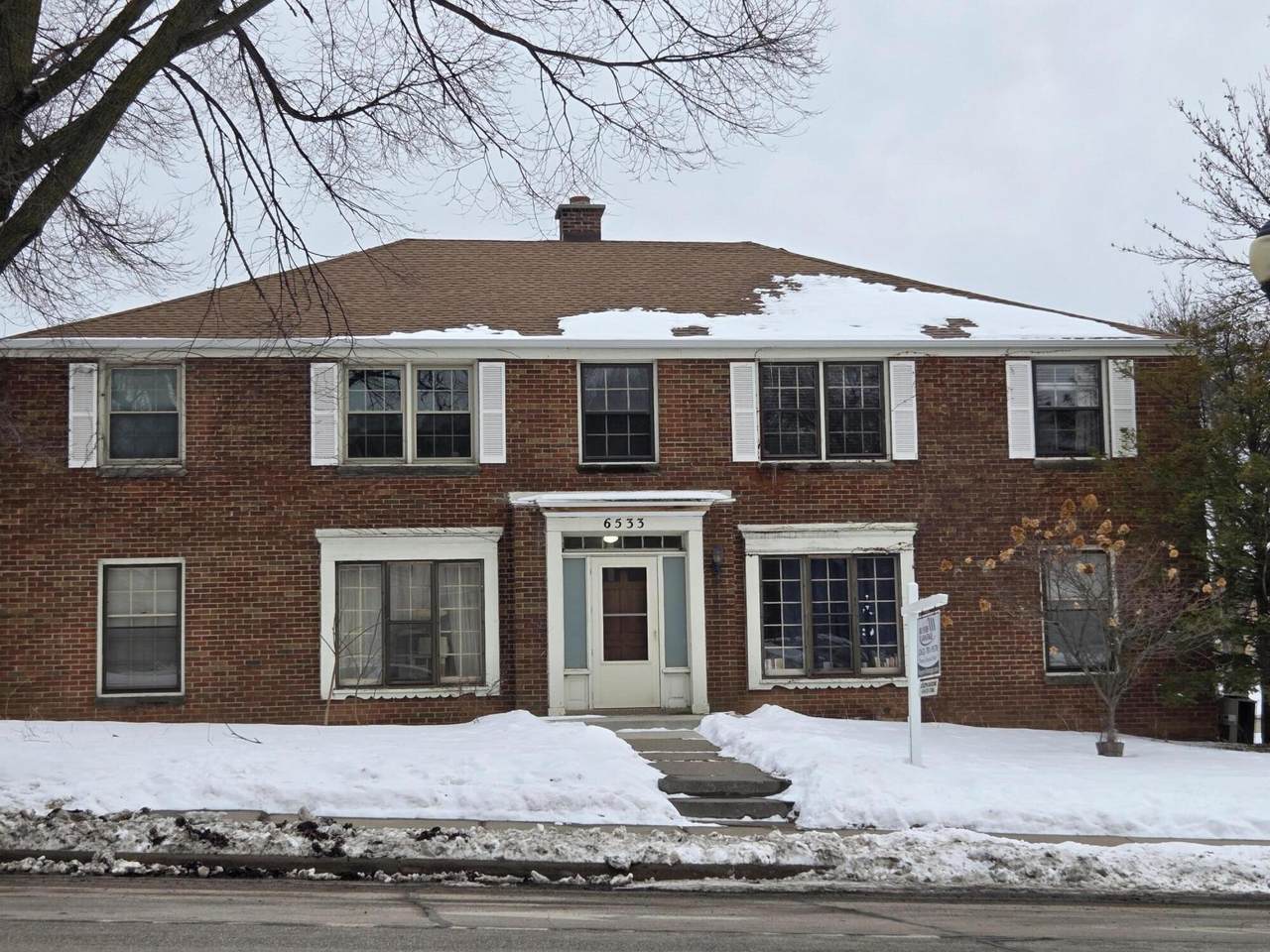 6533 Center St - Photo 1