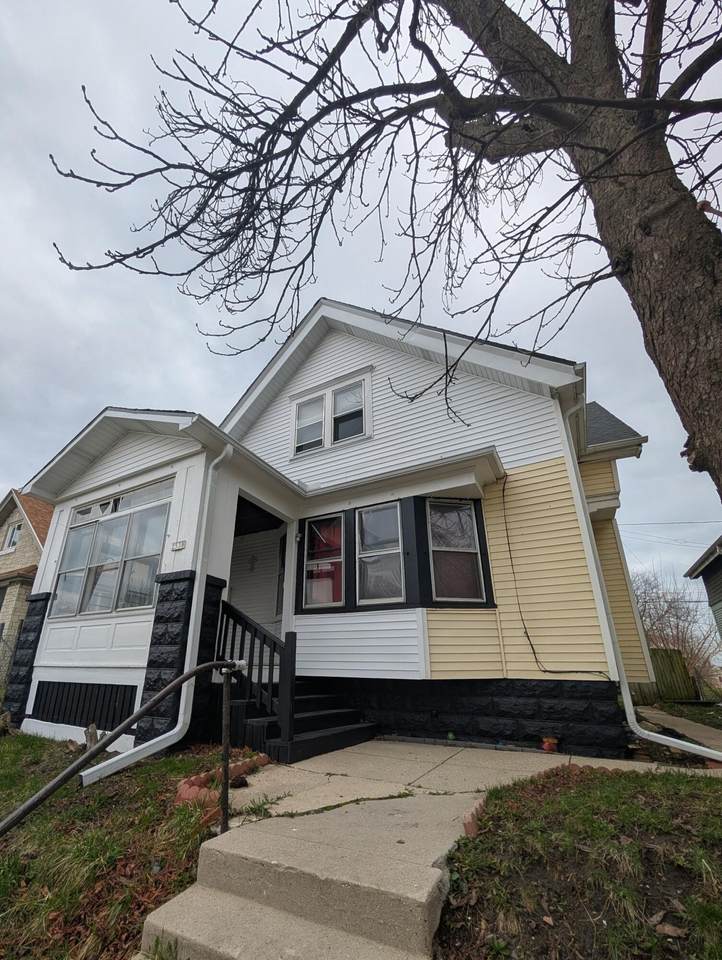 2538 Hubbard St - Photo 1