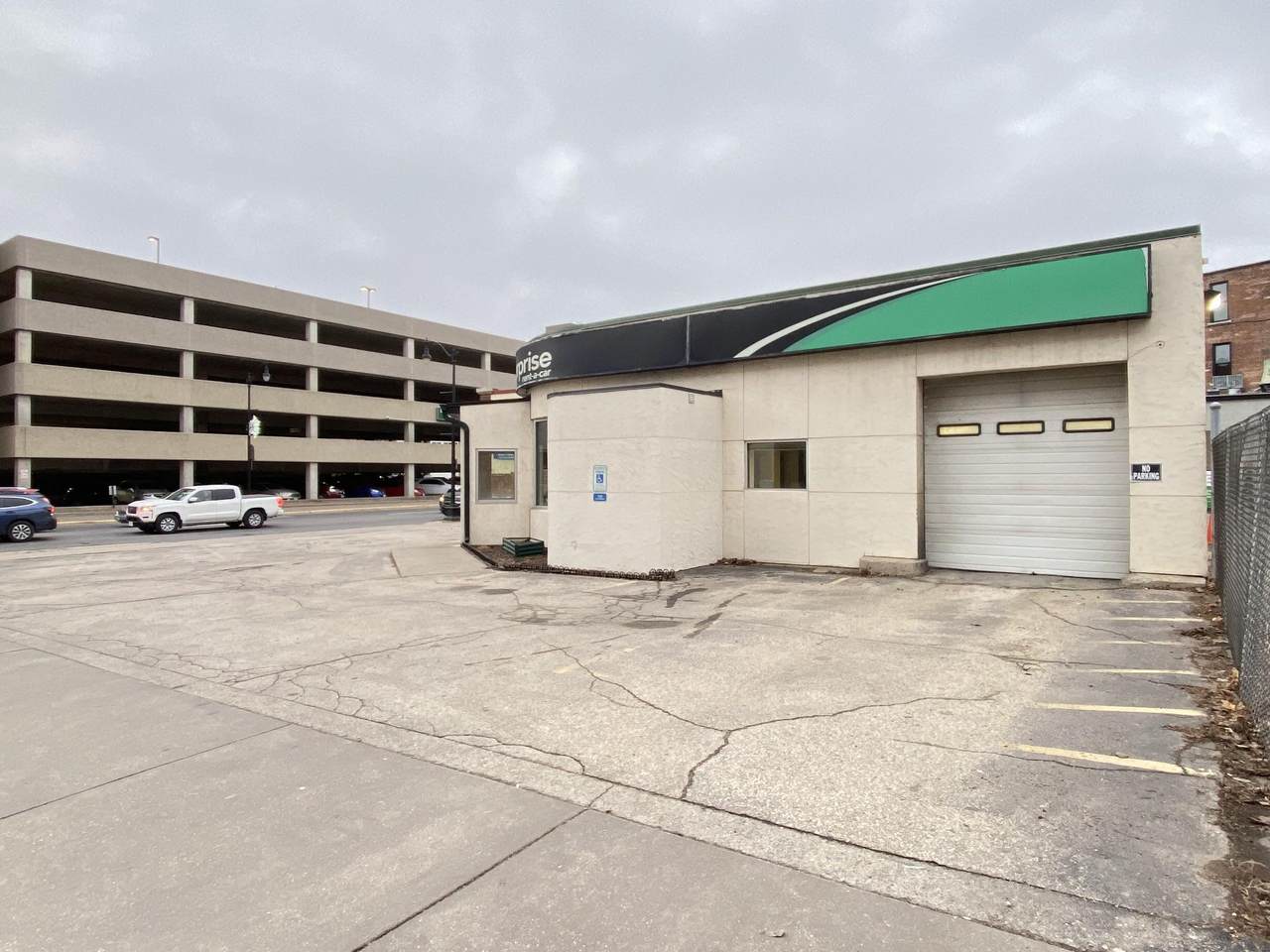 https://bt-photos.global.ssl.fastly.net/milwaukee/1280_boomver_2_1951124-2.jpg