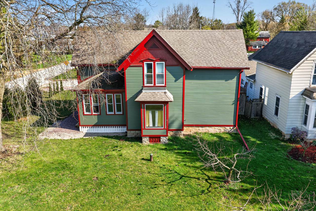 35214 Washington Ave - Photo 1