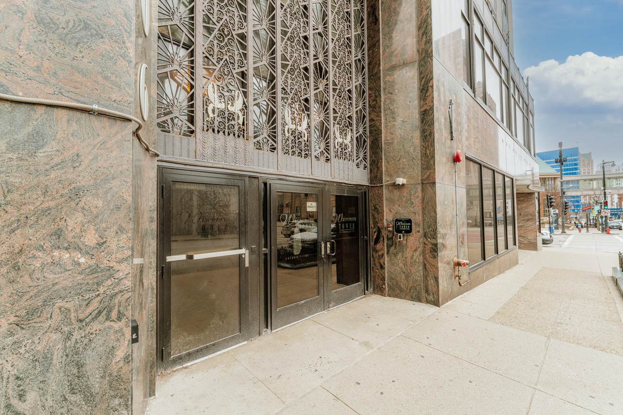 606 Wisconsin Ave - Photo 1