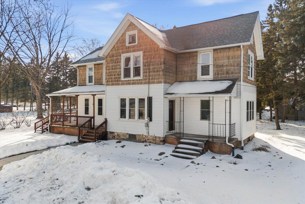 4607 County Road J - Photo 1
