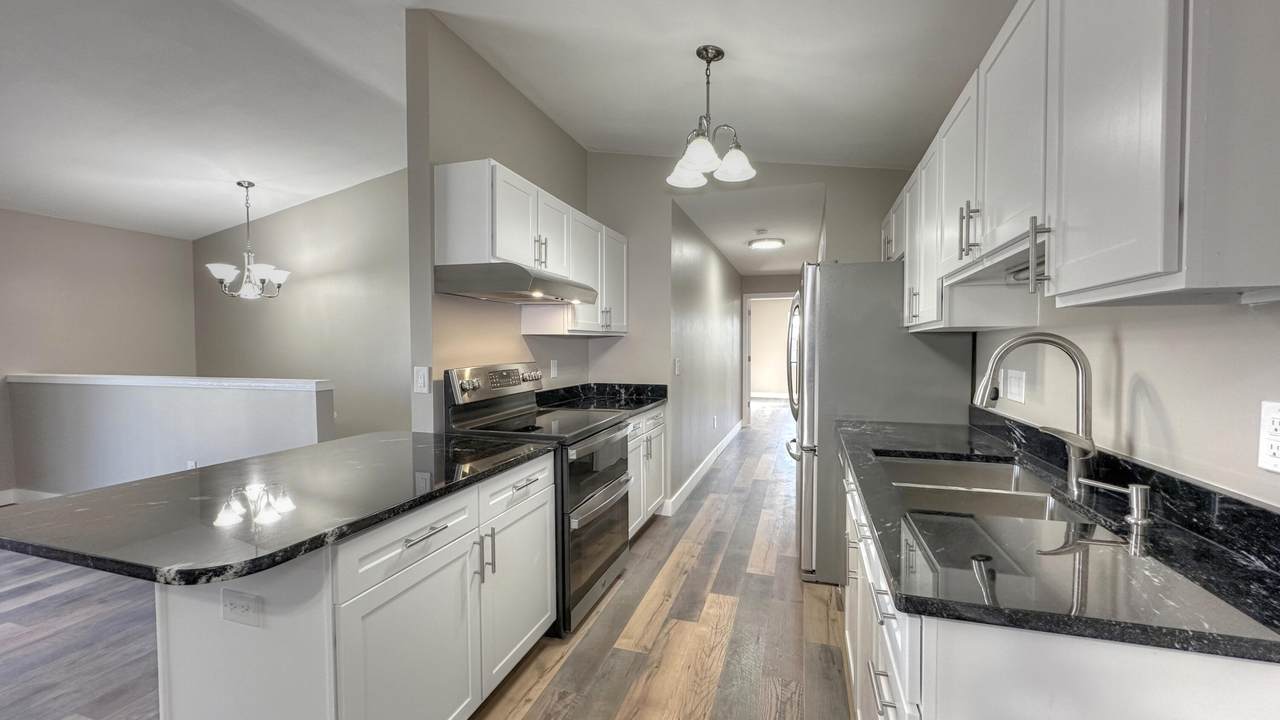 7311 98th Ave - Photo 1