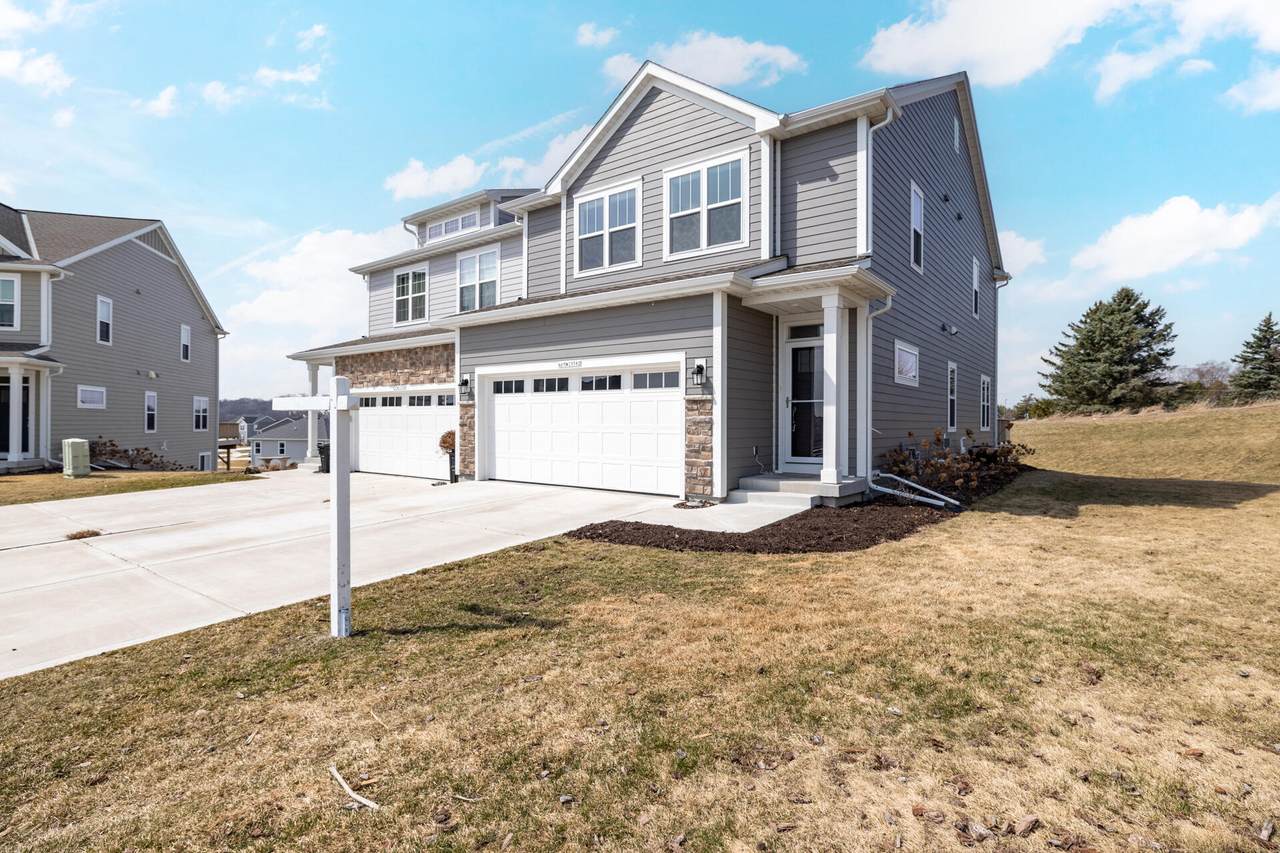 N67W25382 Breckenridge Ct - Photo 1