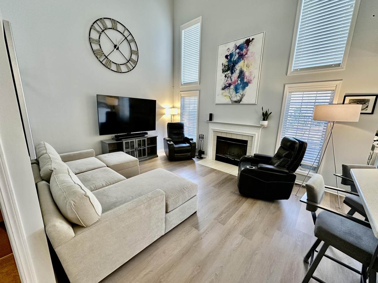 1737 Woodland Dr - Photo 1