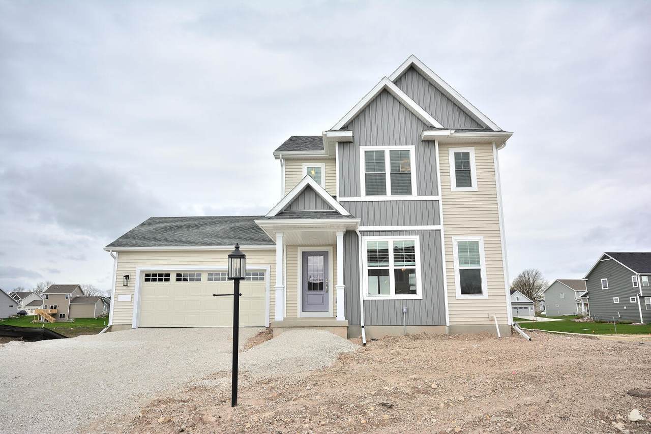 W197N5349 Lodgepole Ct - Photo 1