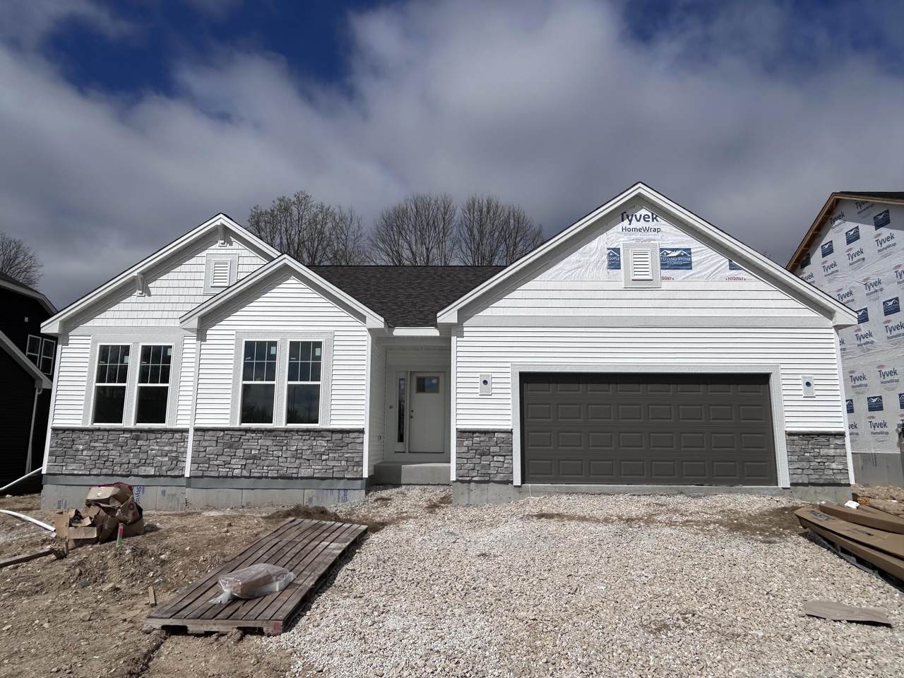 1121 Mt Vernon Dr - Photo 1
