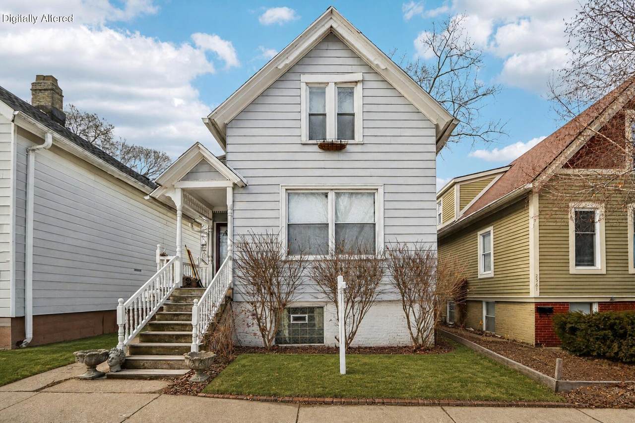 2557 Gordon Pl - Photo 1