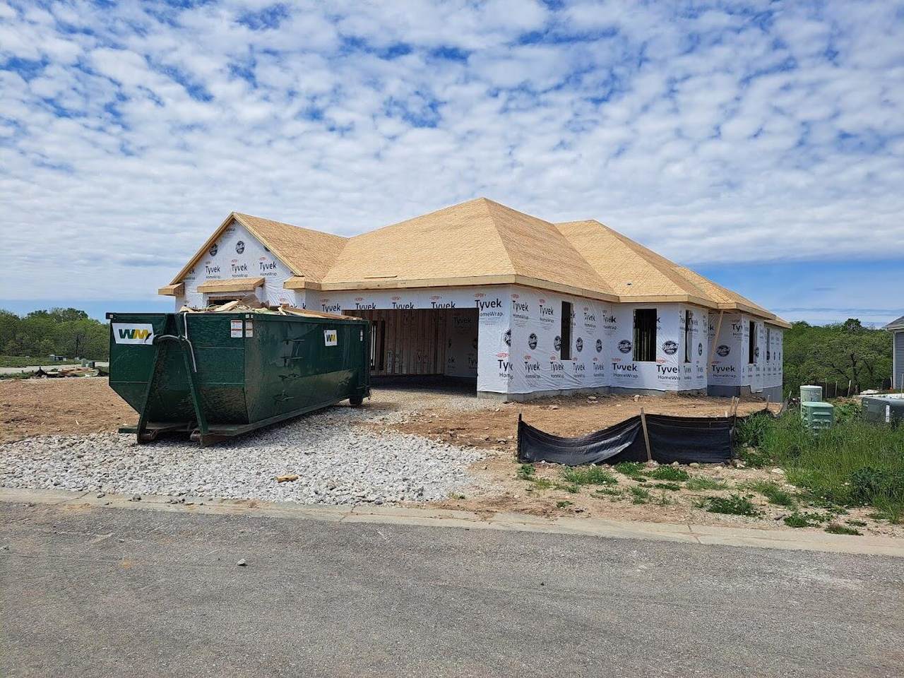 2102 Bluestem Dr - Photo 1