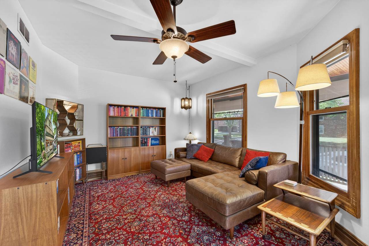203 Lloyd St - Photo 1