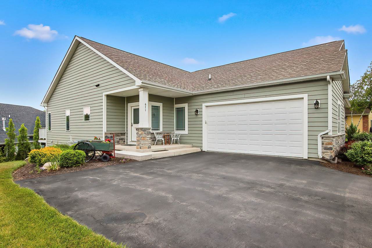 671 Tindalls Nest - Photo 1