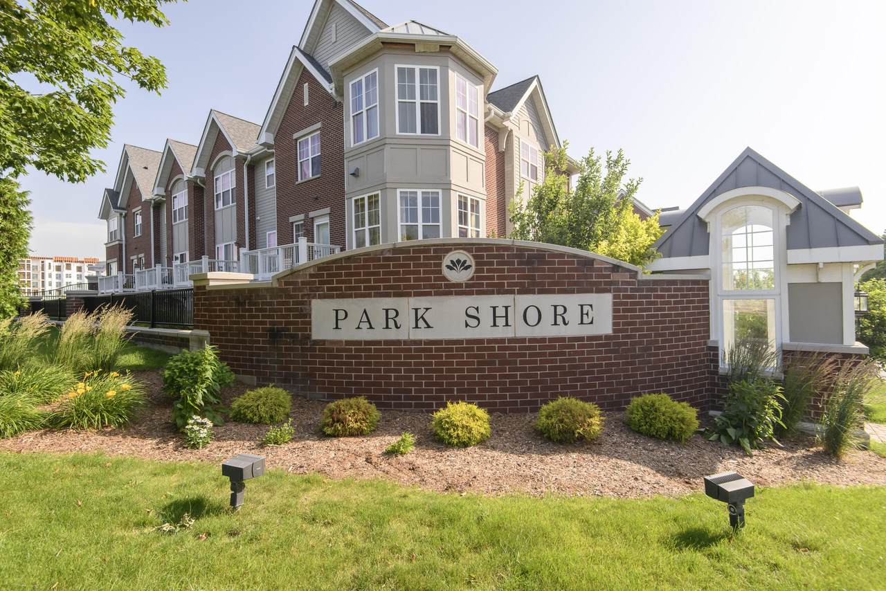 3872 Lake Dr - Photo 1