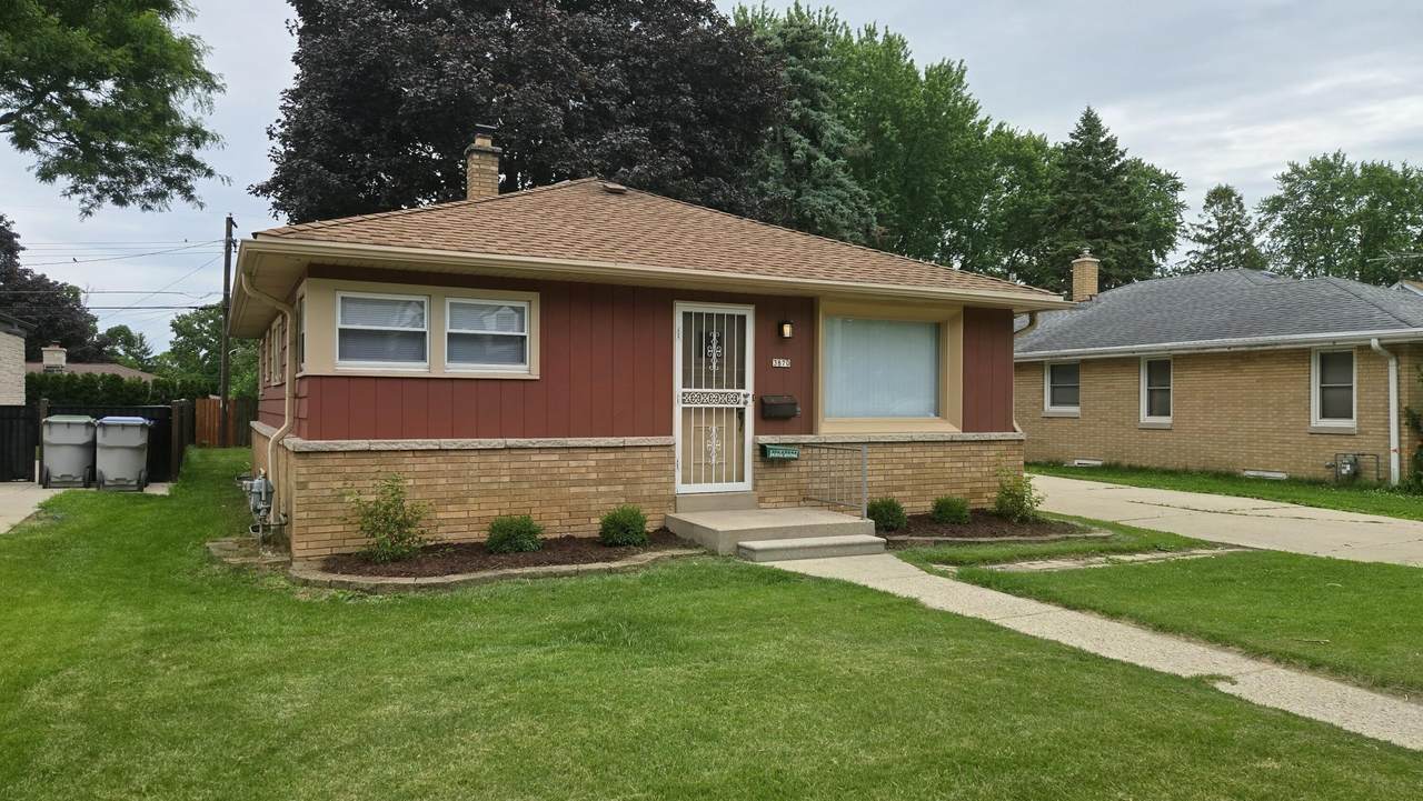 3870 86th St - Photo 1