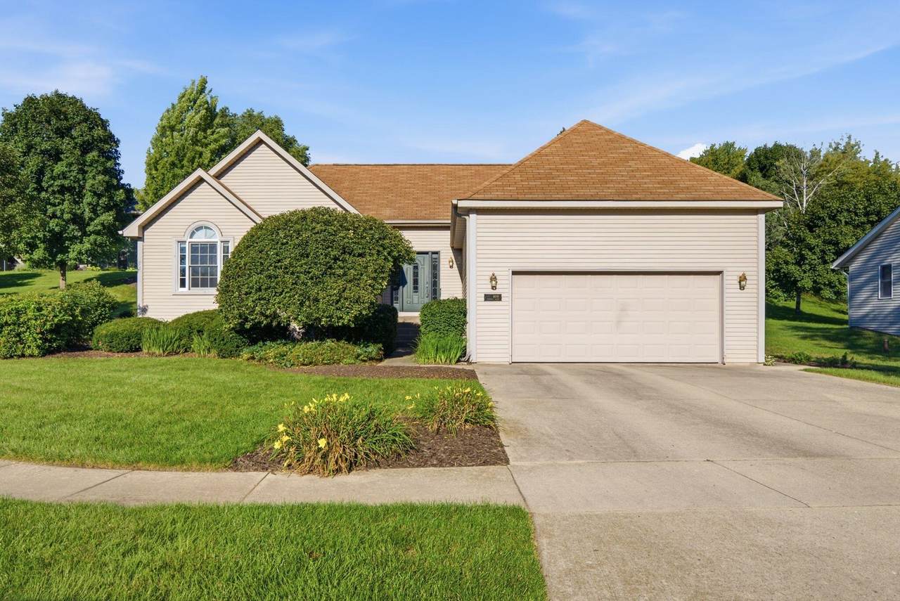 809 Tuckaway Ct - Photo 1