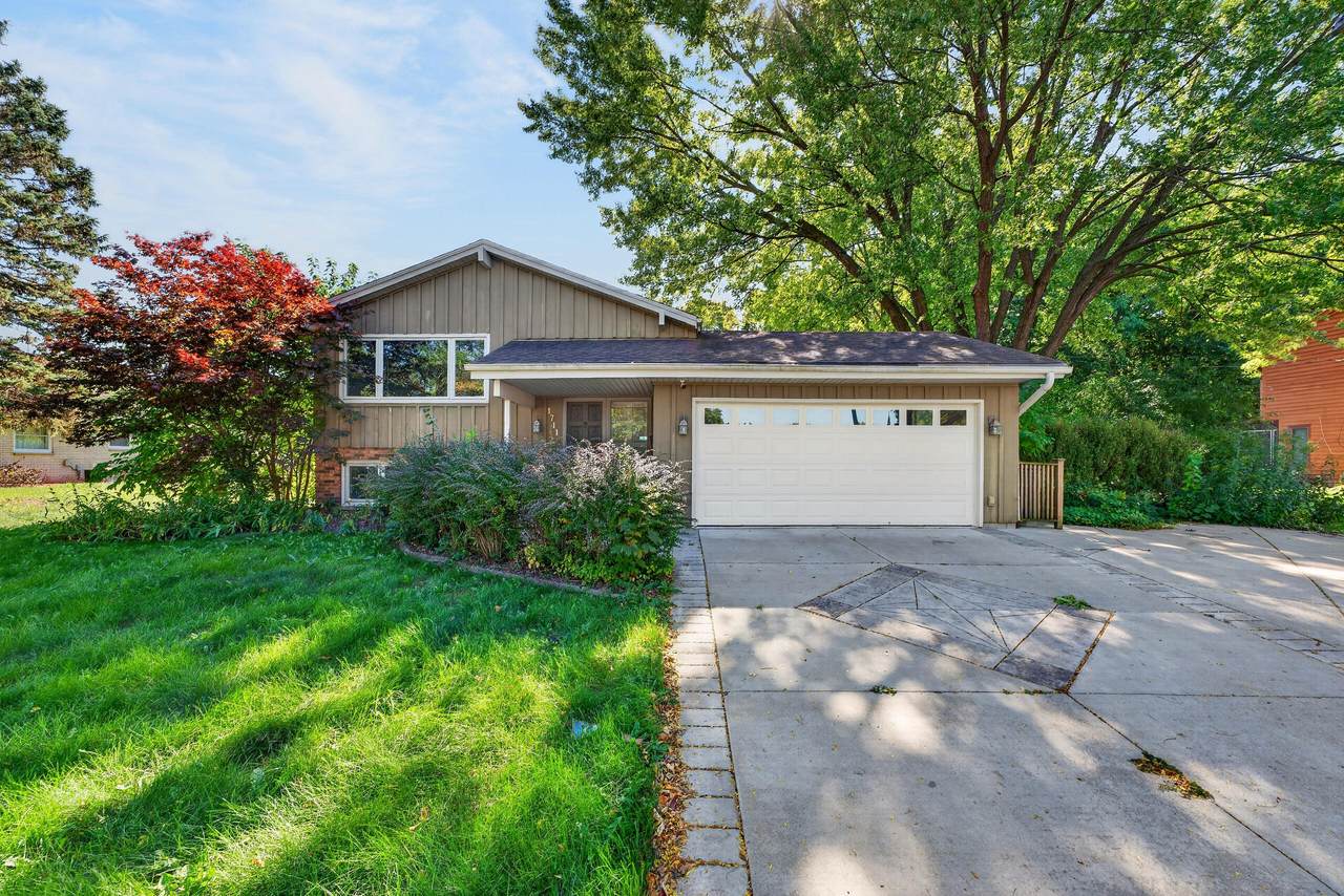1711 Clayton Crest Ave - Photo 1
