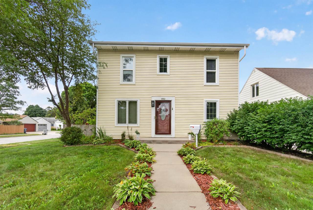 3701 97th St - Photo 1