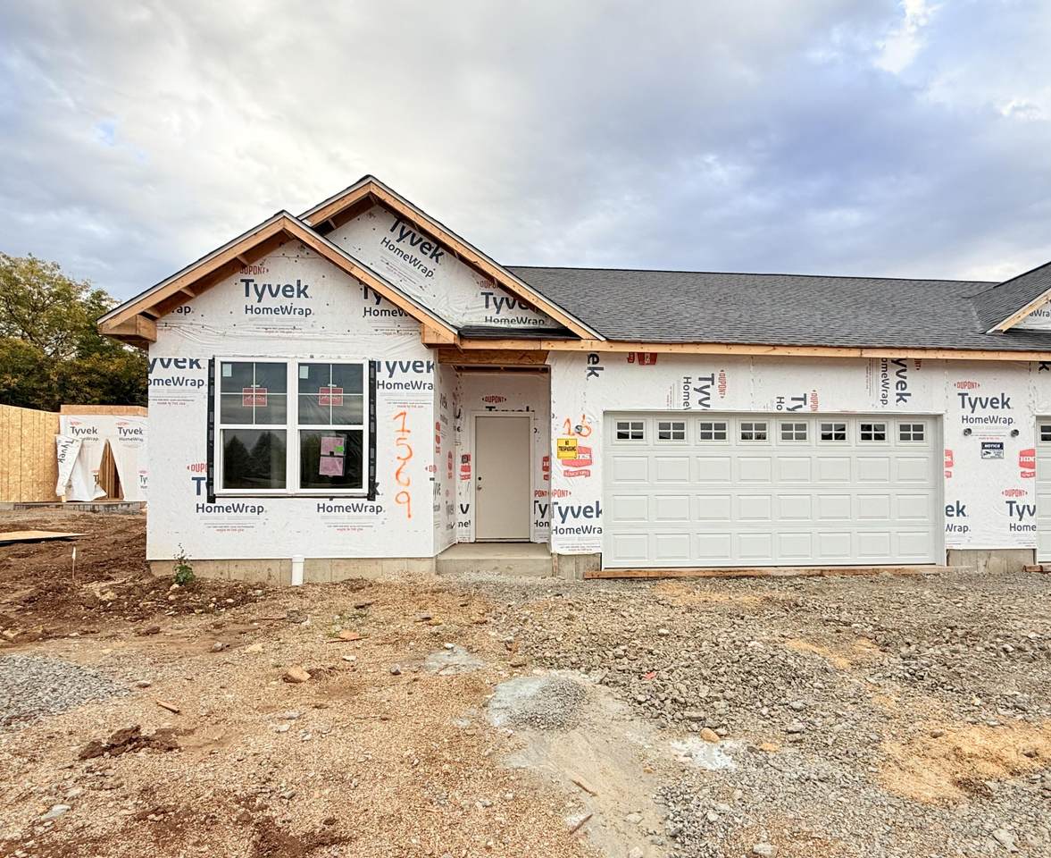 1569 Meadowview Ct - Photo 1