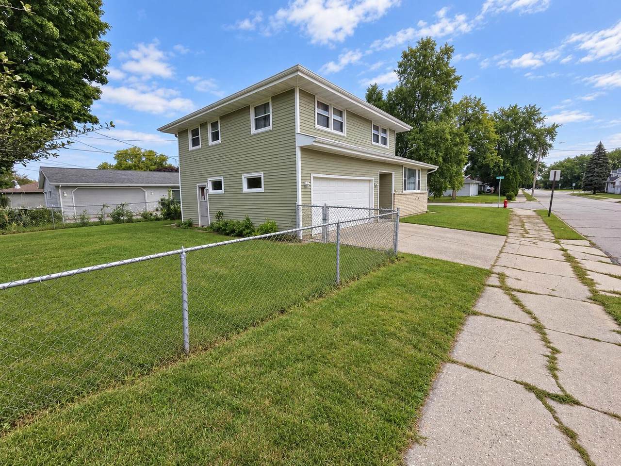 1014 Washington Ave - Photo 1